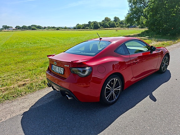 Subaru BRZ 4 of 5