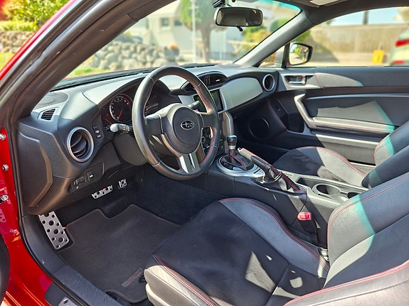 Subaru BRZ 3 of 5