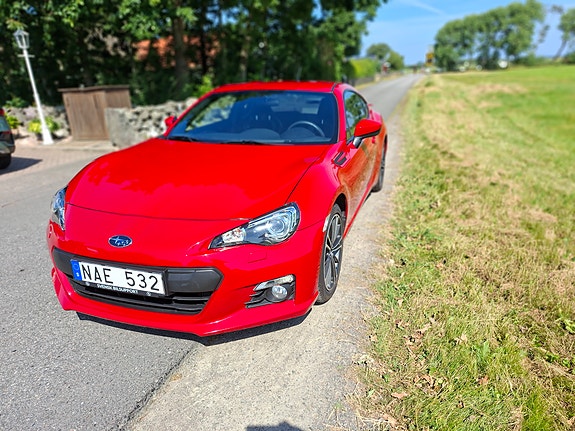 Subaru BRZ 2 of 5