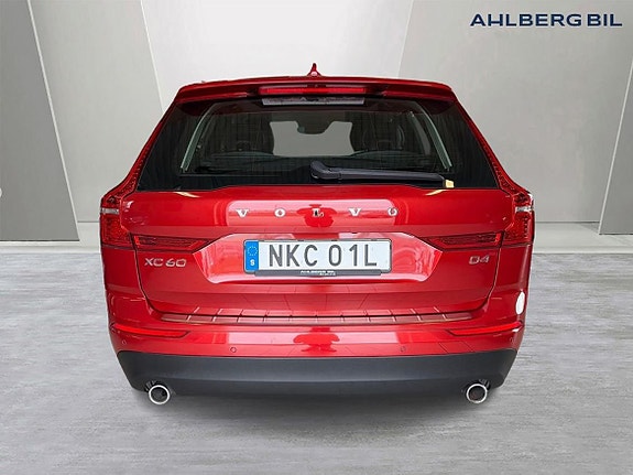 Volvo XC60 4 of 5