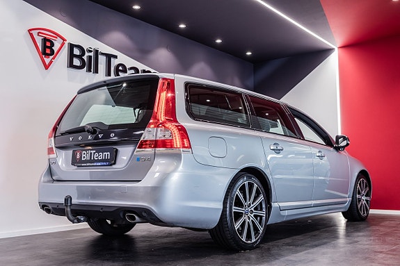 Volvo V70 7 of 25