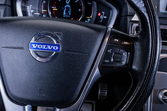 Volvo V70 19 of 25