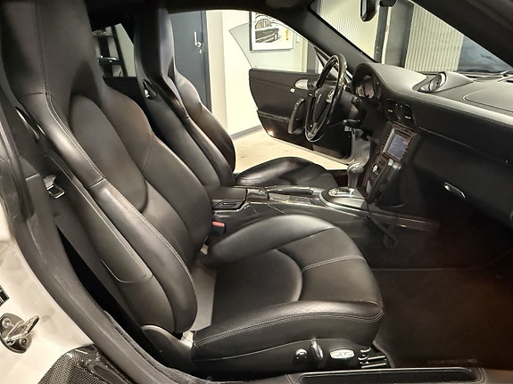 Porsche 911 Turbo 10 of 13