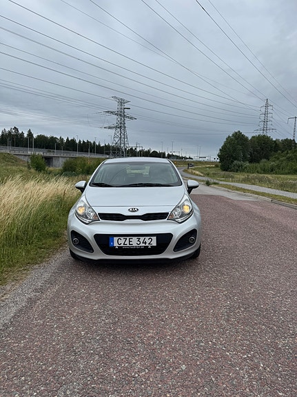 Kia Rio 3 of 5