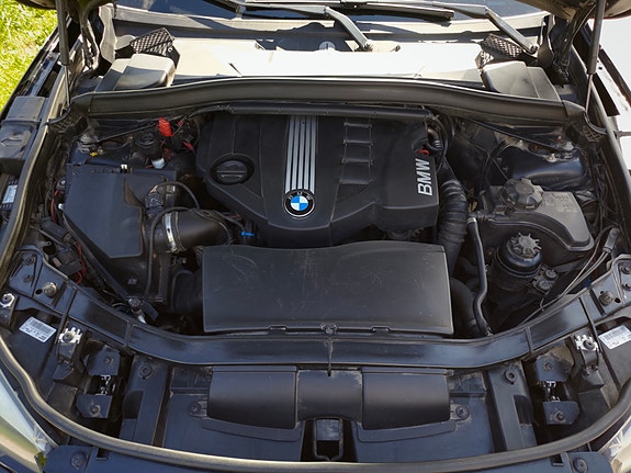 BMW X1 4 of 6