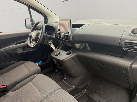 Citroen Berlingo 24 of 28