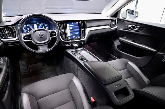 Volvo V60 Cross Country 14 of 27