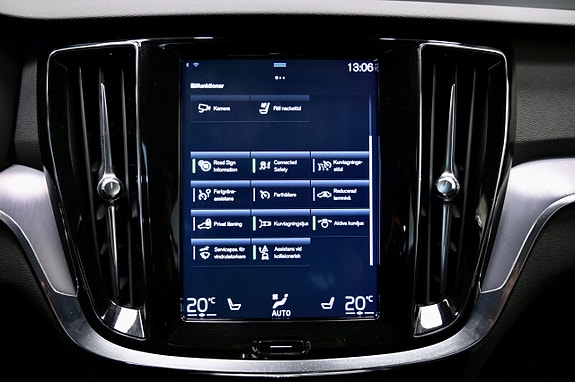 Volvo V60 Cross Country 25 of 27