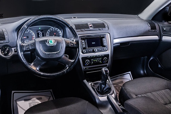 Skoda Octavia 17 of 22