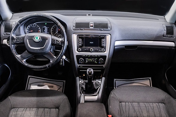 Skoda Octavia 15 of 22