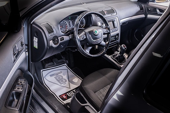 Skoda Octavia 12 of 22