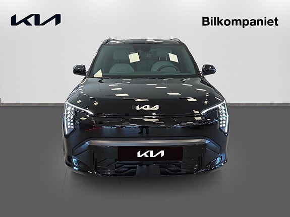 Kia EV3 2 of 5
