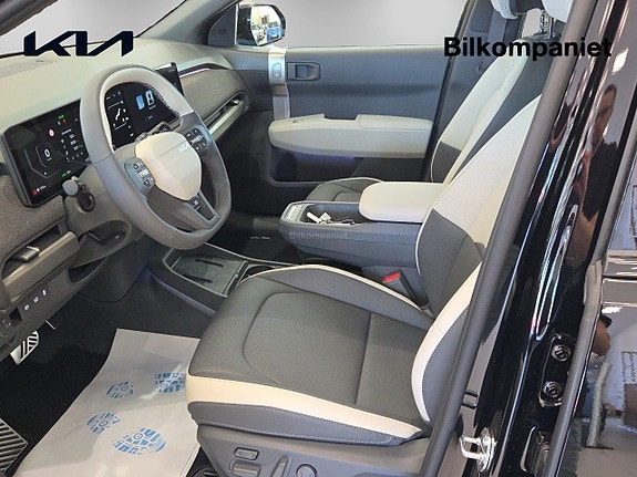 Kia EV3 8 of 16