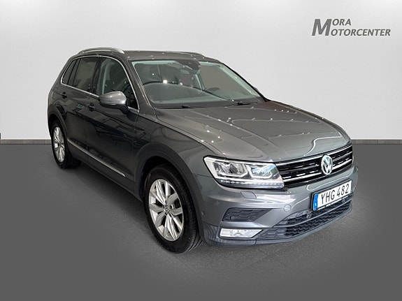 Volkswagen Tiguan 3 of 5