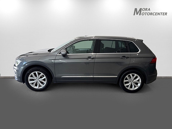 Volkswagen Tiguan 4 of 5
