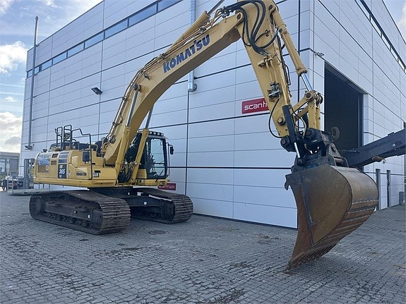 Komatsu HB365LC-3 4 of 12