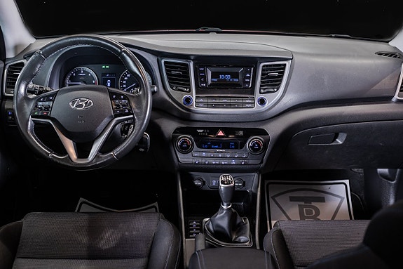 Hyundai Tucson 15 of 22