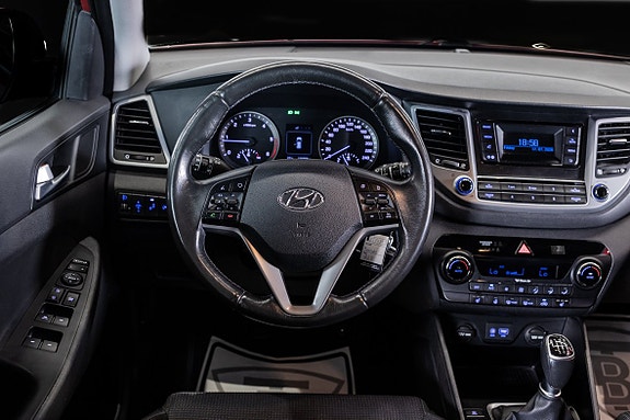 Hyundai Tucson 16 of 22