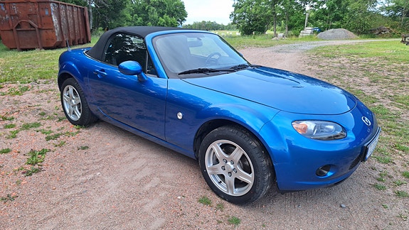 Mazda MX-5 3 of 5