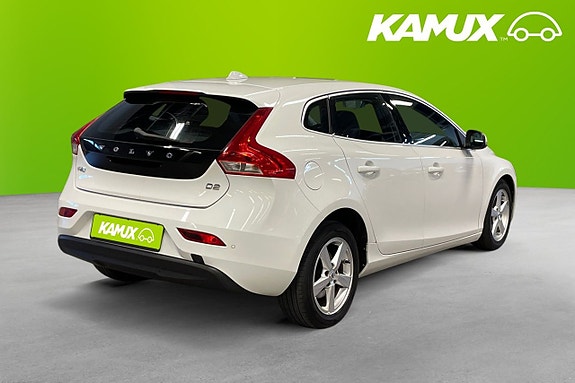 Volvo V40 4 of 5
