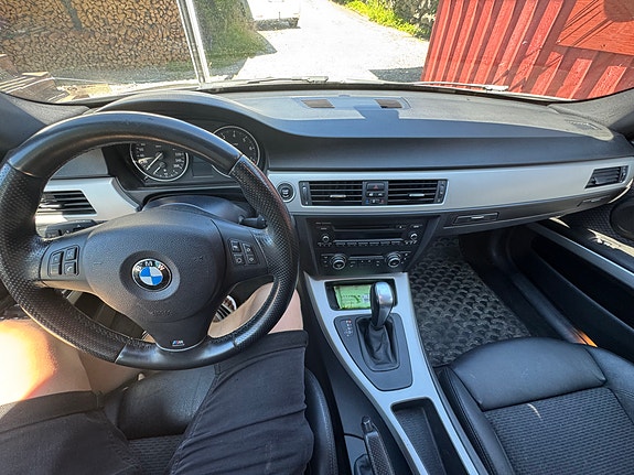 BMW 325i 5 of 5