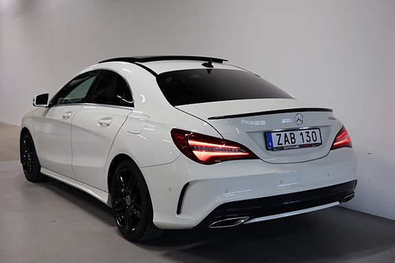 Mercedes-Benz CLA200 4 of 5