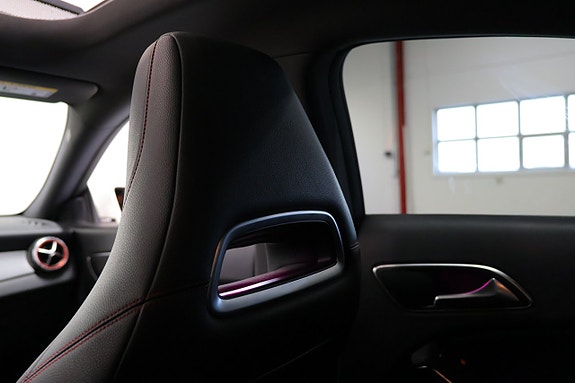 Mercedes-Benz CLA200 14 of 20