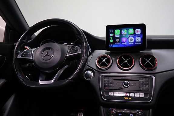 Mercedes-Benz CLA200 9 of 20