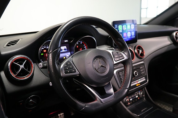 Mercedes-Benz CLA200 10 of 20