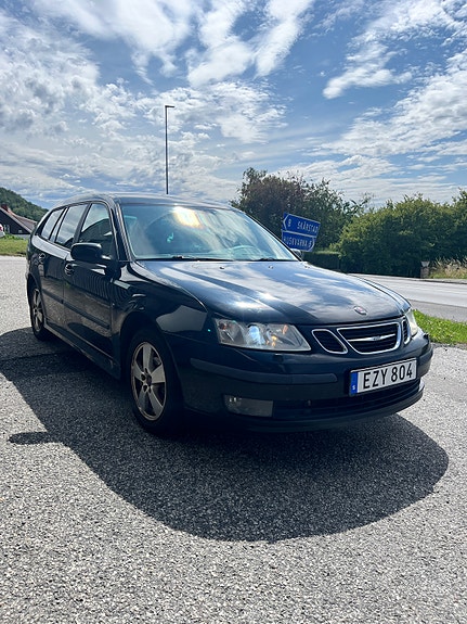 Saab 9-3 2 of 5