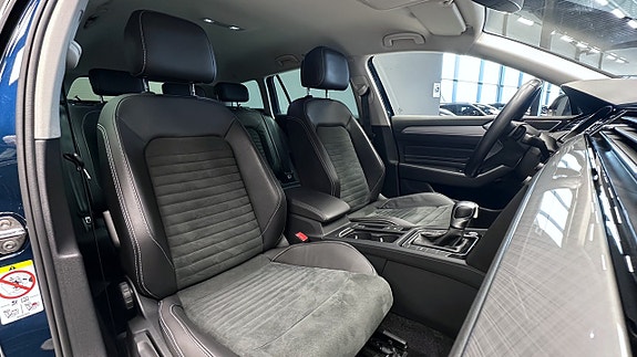 Volkswagen Passat 9 of 21