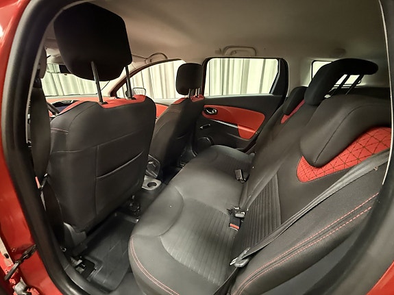 Renault Clio 9 of 14