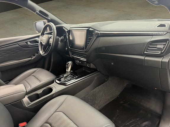 Isuzu D-max 30 of 30