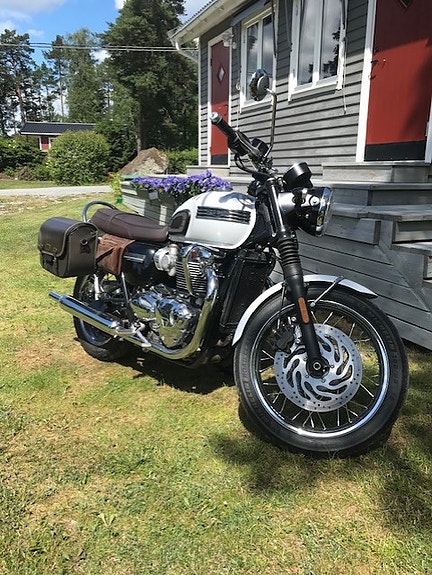 Triumph BONNEVILLE T120 DIAMOND 3 of 9