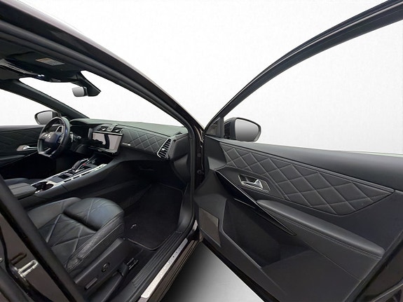 DS DS 7 Crossback 25 of 30