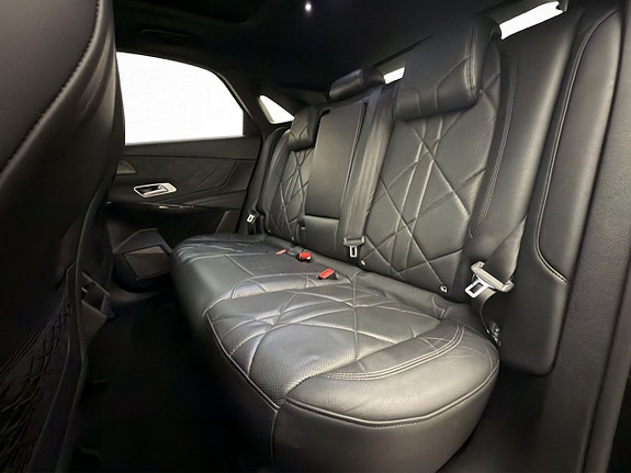 DS DS 7 Crossback 26 of 30