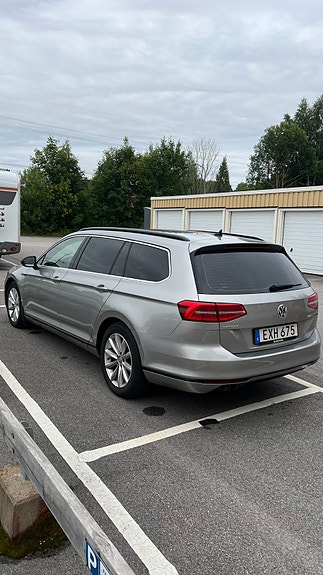 Volkswagen Passat 5 of 5