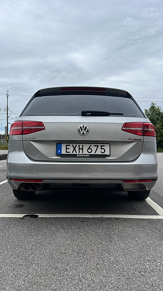 Volkswagen Passat 3 of 5