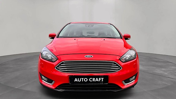 Ford Focus 2 of 5