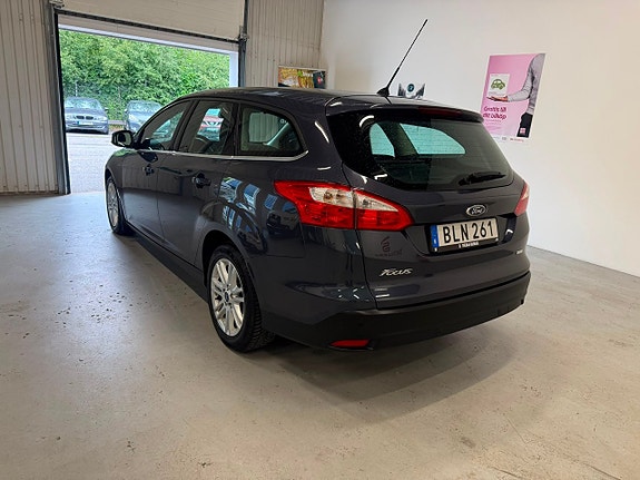 Ford Focus 4 of 5