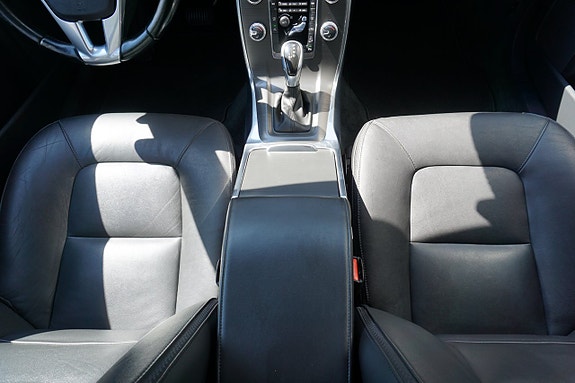 Volvo XC70 18 of 30