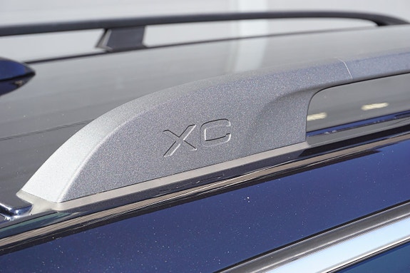 Volvo XC70 13 of 30