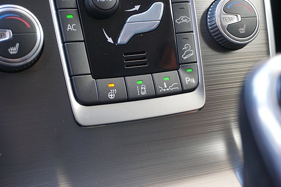 Volvo XC70 24 of 30