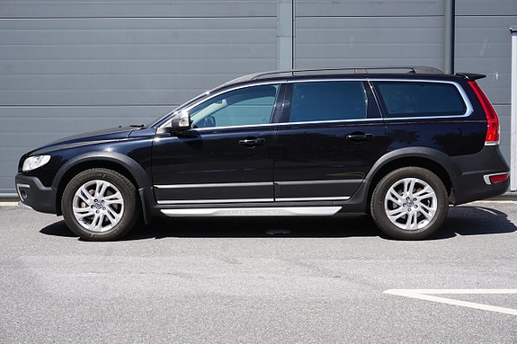 Volvo XC70 6 of 30