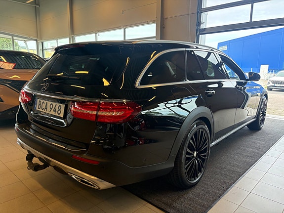 Mercedes-Benz E220 d 4 of 20