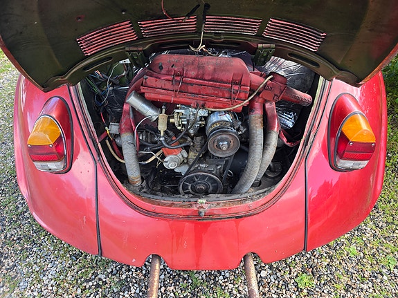 Volkswagen 1303 15 of 23