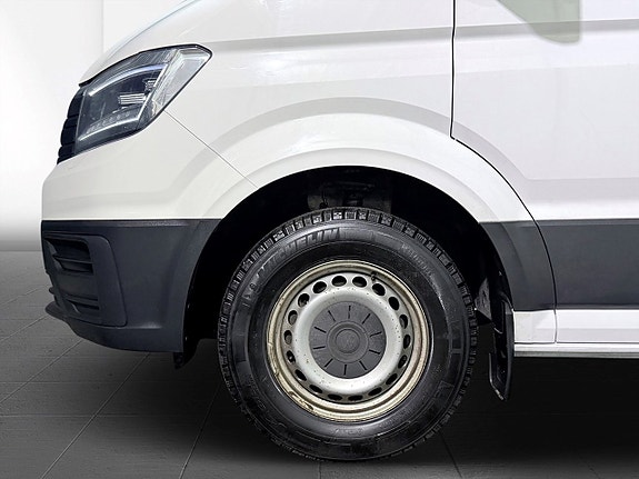 Volkswagen Crafter 35 12 of 30