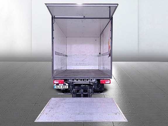 Volkswagen Crafter 35 8 of 30