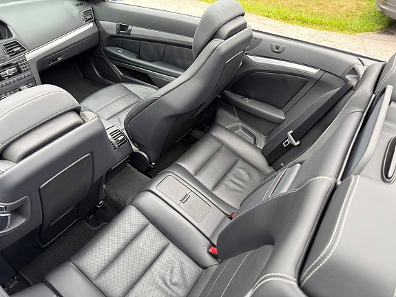 Mercedes-Benz E350 12 of 20