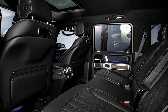 Mercedes-Benz G63 8 of 27